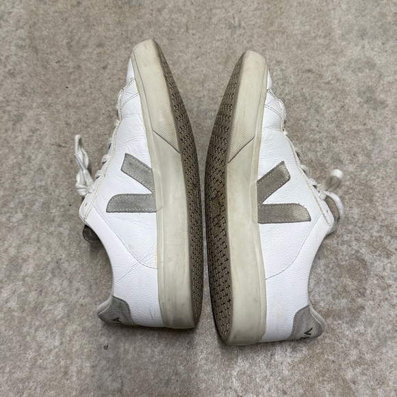 VEJA Esplar Women’s White Leather Sneakers with Suede V Logo Size 9 (32) - Picture 7 of 8